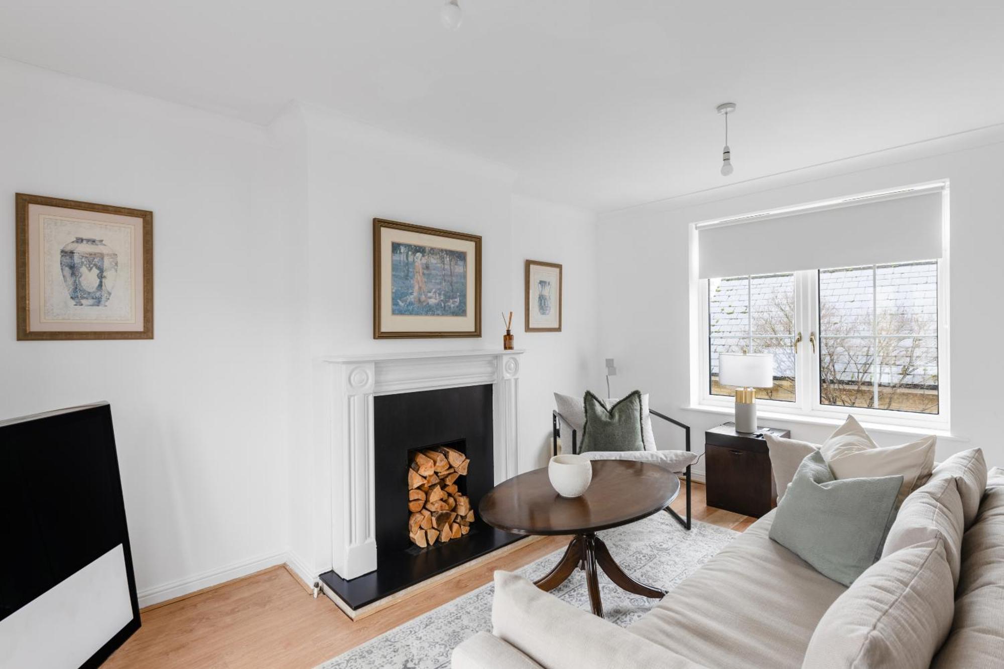 Luxurious 3 Bed House With Free Parking, Close To The Train Station & Town Braintree Exteriör bild